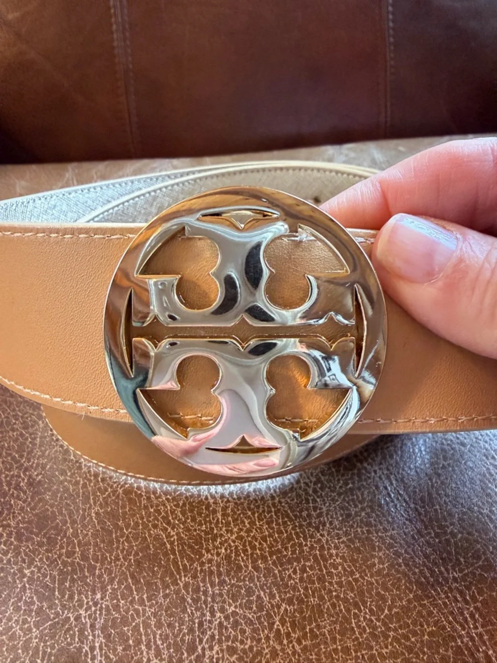 Tory Burch reversible Beige Leather Belt Gold Buckle, gold on the reverse side - Picture 2 of 5